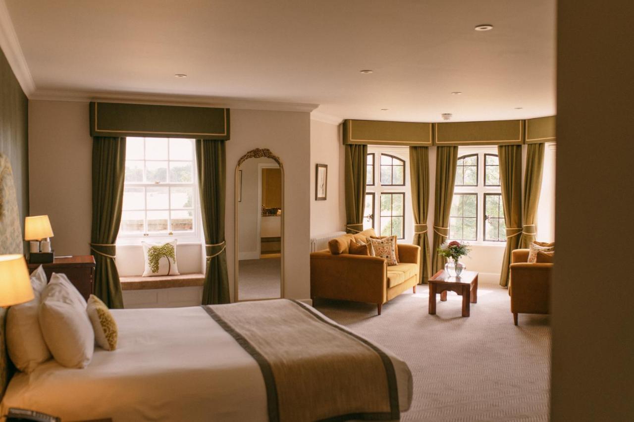 The Elvetham Hotel Hartley Wintney Exterior photo